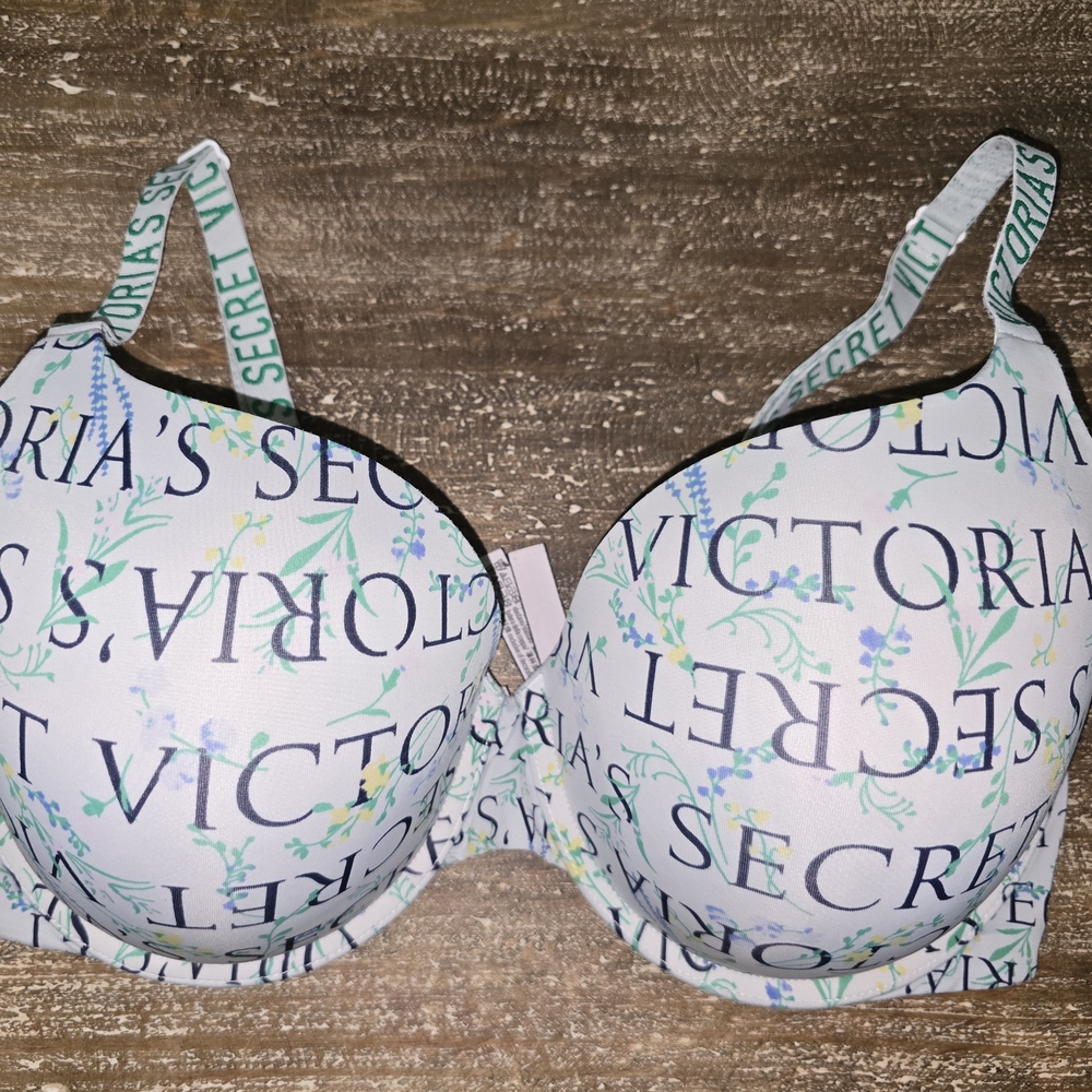 Victoria's Secret White Floral Bra